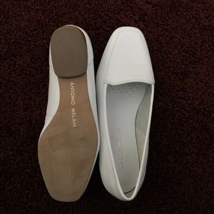 Antonio Melani white casual shoe